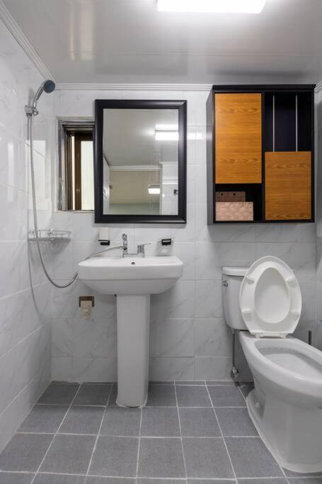 Luda House Villa Seoul Ngoại thất bức ảnh